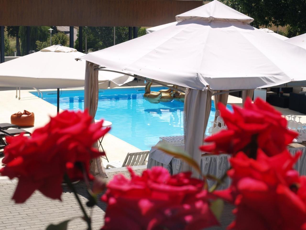 Hotel Estalagem Turismo Bragança Esterno foto